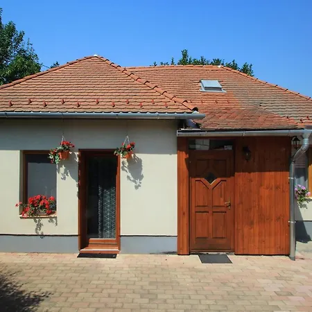 Aquilo Apartament Tihany