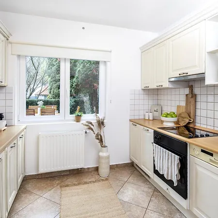 Aquilo Apartmán *