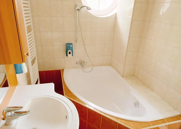 Aquilo 公寓 蒂豪尼